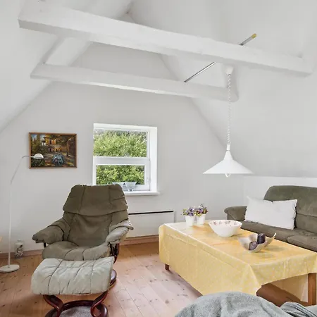 Gorgeous In With Kitchen Semesterbostad *